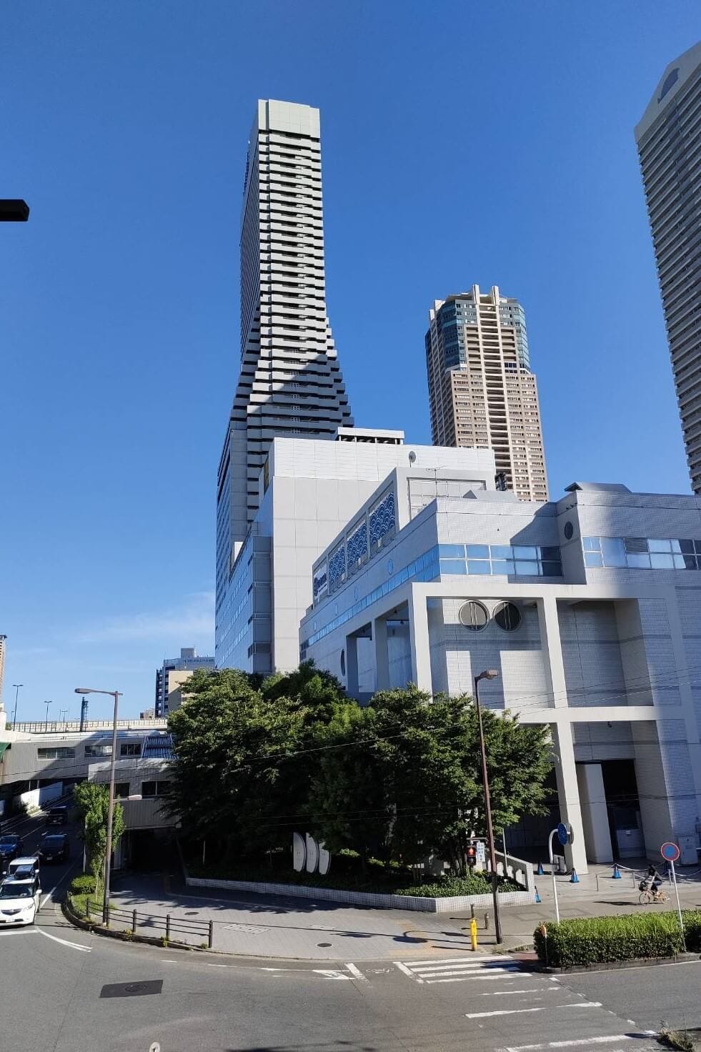 ジュノビューティークリニック大阪弁天町院が入っている大阪ベイタワーイースト