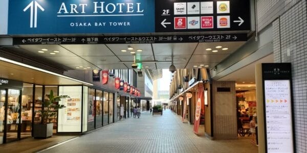 ベイタワー内の通路