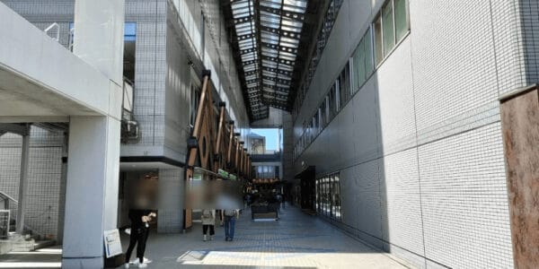 大阪ベイタワー内の通路